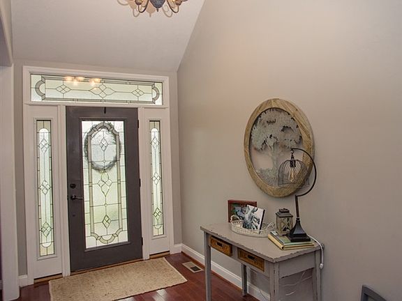 5th image of 138 Abshire Ln NE