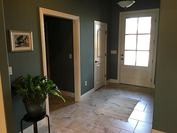 3rd image of 329 Claybrook Dr