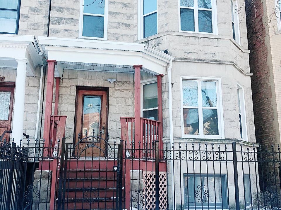 1st image of 2821 W Wellington Ave #2