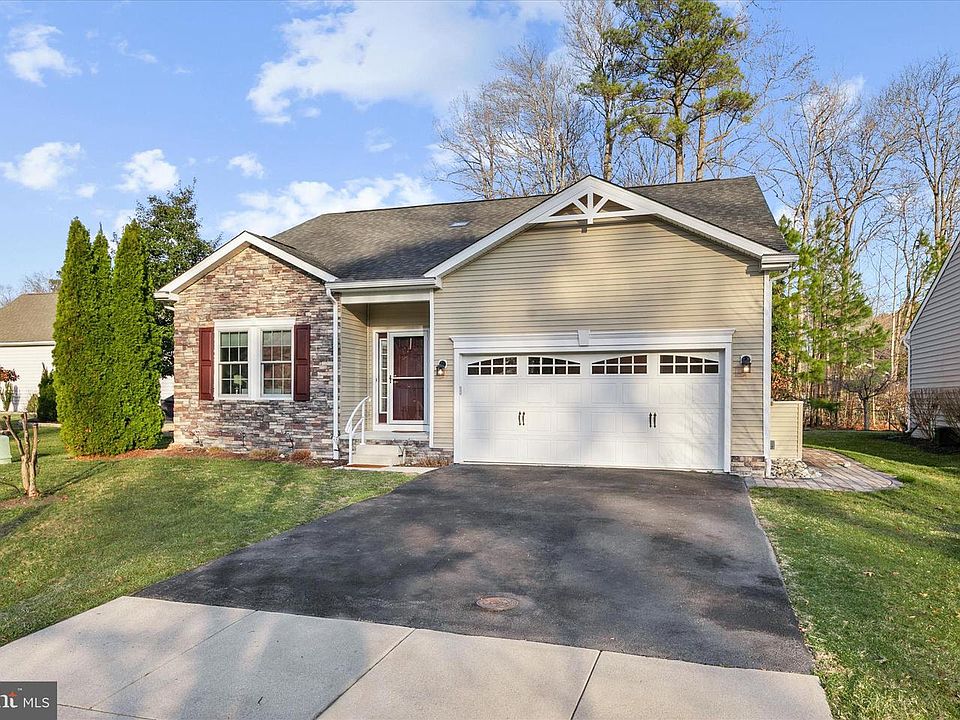 1st image of 26300 Timbercreek Ln