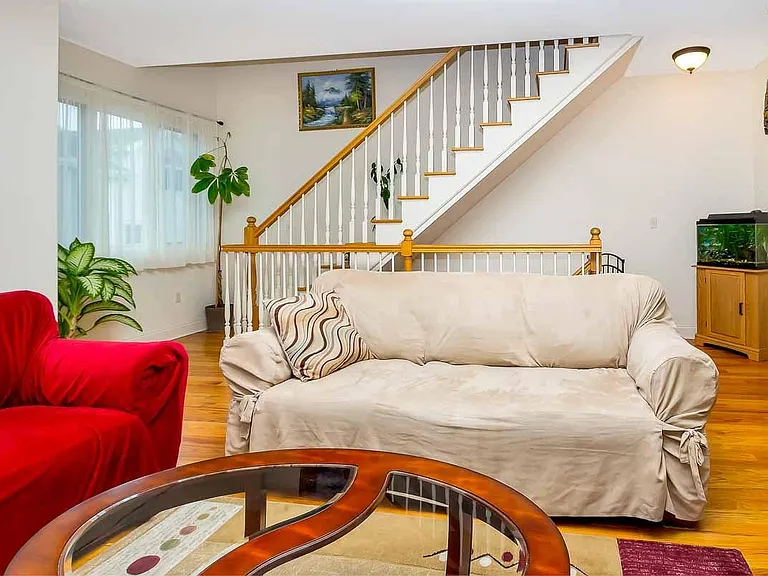 630 Valley Brook Ave #19 — Photo 10