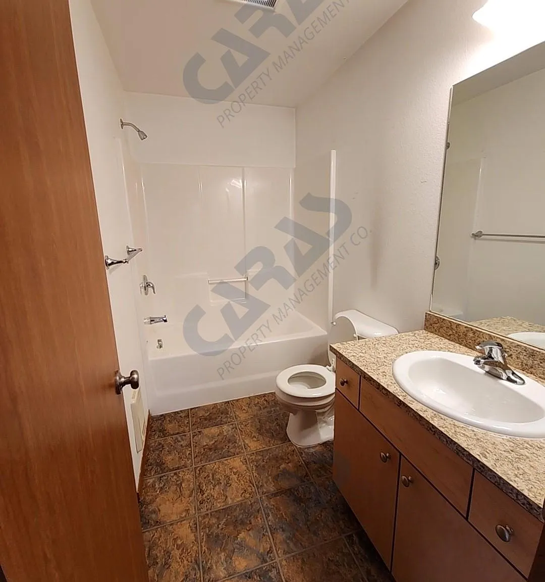 2 bed, 730 sqft, $1,190 — Photo 4
