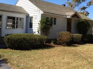 10 Rice St, Uxbridge, MA 01569