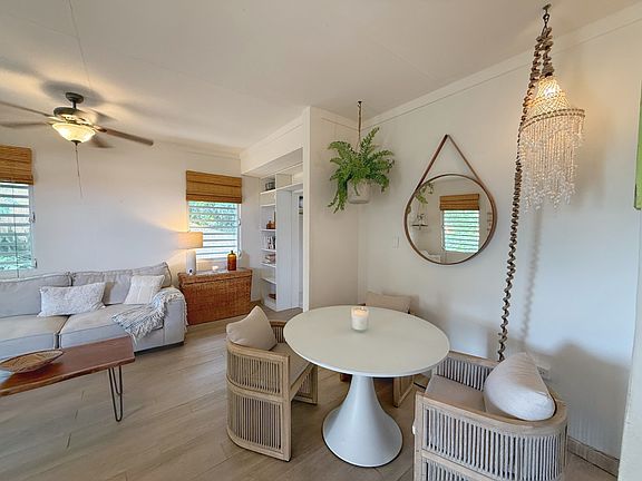 4th image of 413 Sector Collazo