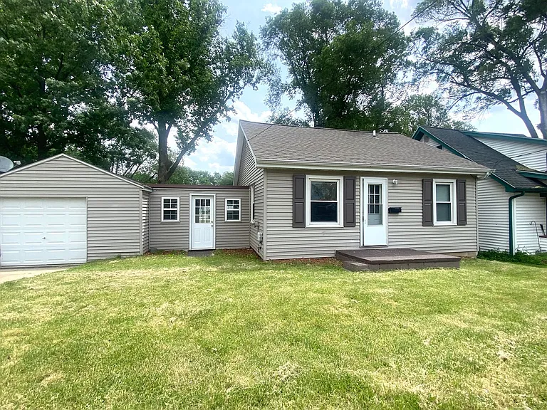 3904 N Monroe Ave — Photo 1