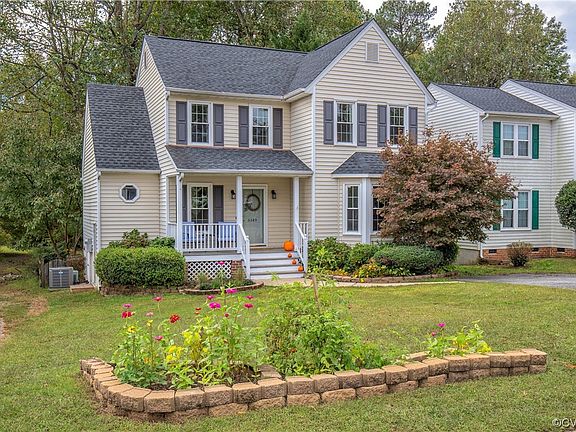 3rd image of 6149 Winding Hills Dr