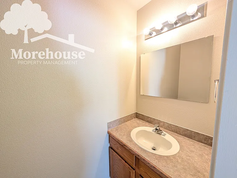 255 Delaware Ave — Photo 15