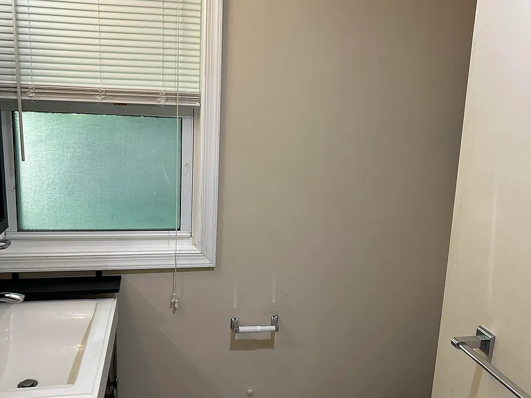 4507 Avondale St #102 — Photo 10