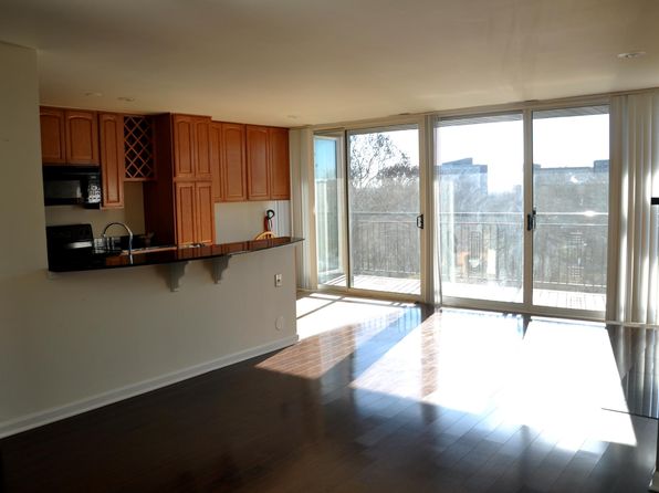 6000 Oakwood Dr APT 5C