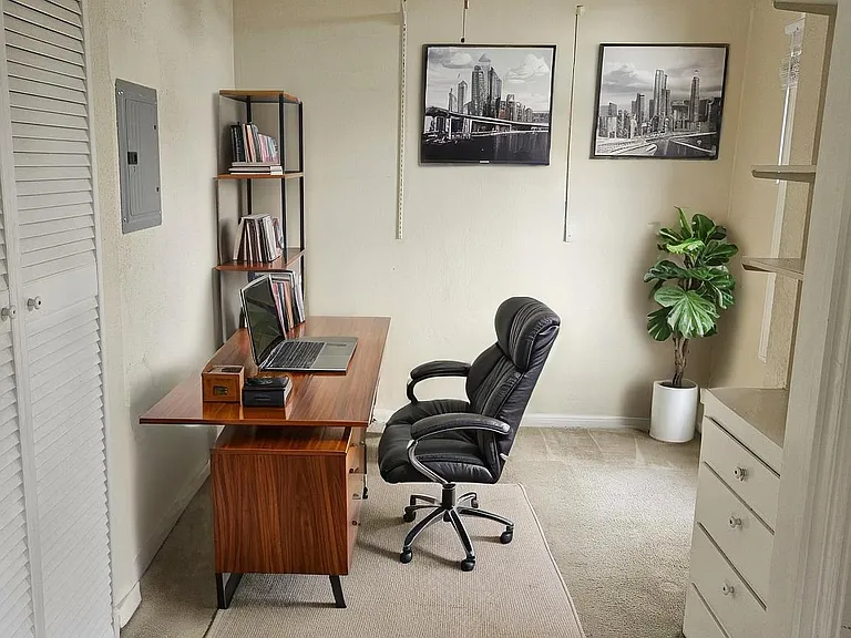 virtual furniture staging