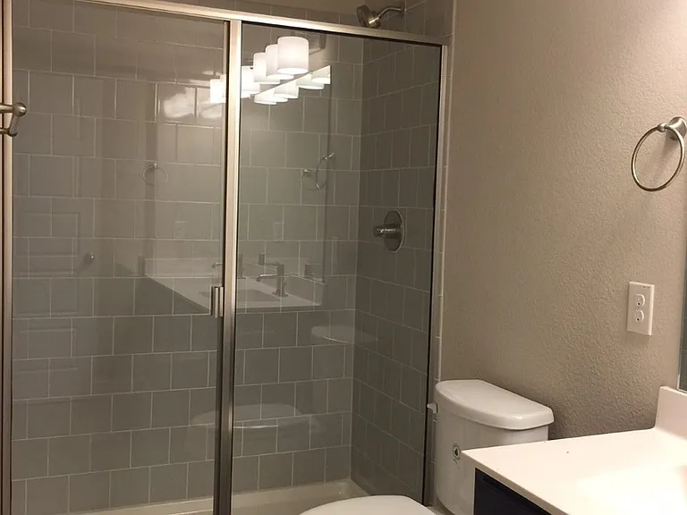 1057 W Sierra Vista Ct — Photo 2