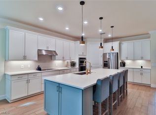 16048 Herons View Dr, Alva, FL 33920