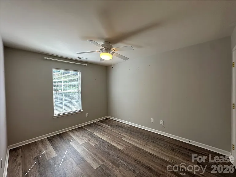 6626 Rothchild Dr — Photo 19