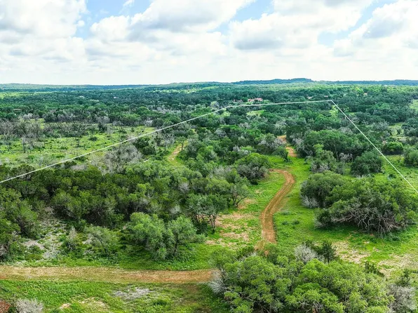 2013 Hilliard Rd, San Marcos, TX 78666