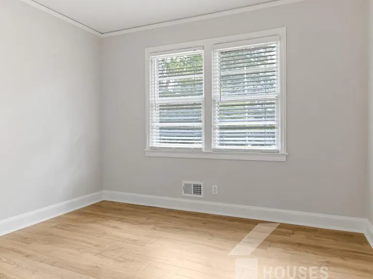 9 Forestdale Dr — Photo 11