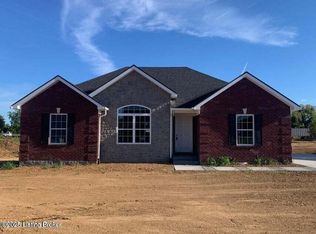 110 Flagstaff Dr, Coxs Creek, KY 40013