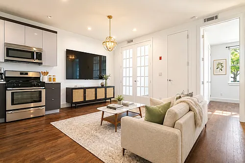 100 Diamond St #2F Photo 1