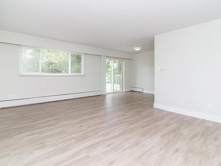 149 Wakesiah Ave — Photo 5