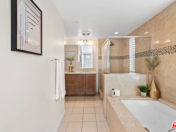 3rd image of 12518 W Fielding Cir APT 1