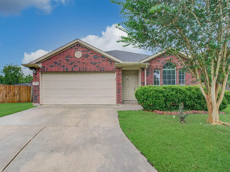 11714 Sweet Willow Ct — Photo 3