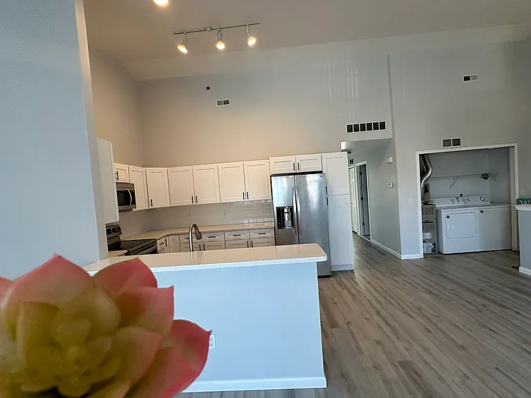 43075 Strand Dr — Photo 7
