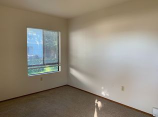 1552 NW 52nd St #1A, Seattle, WA 98107