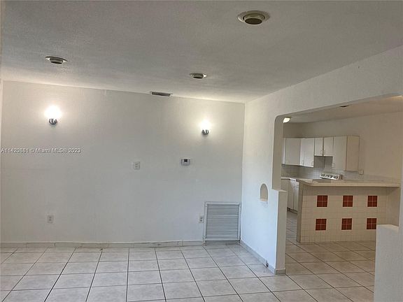 3rd image of 1415 NW 25th Ave