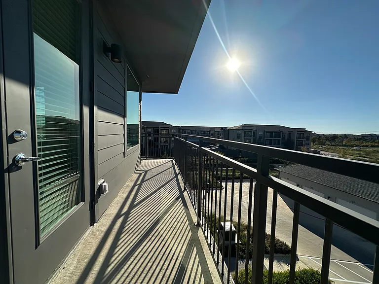 W Fm Road 1626 — Photo 12