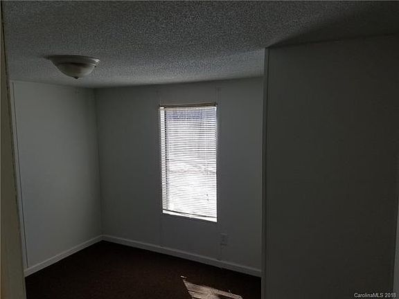 5th image of 828 Westwind Dr