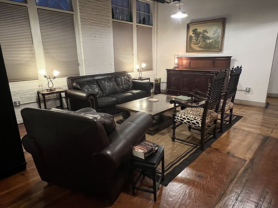 2nd Floor Common Area