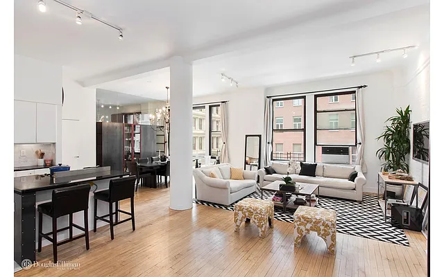 Sold by Douglas Elliman | media 21