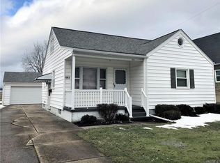 950 Nash Rd, North Tonawanda, NY 14120