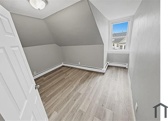 4th image of 417 Westford St #4