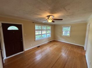8317 Mark Lawn Dr, Henrico, VA 23229
