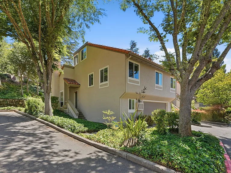 231 Paseo Bernal — Photo 43