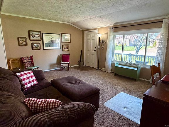 5th image of 2217 W Willow Ln
