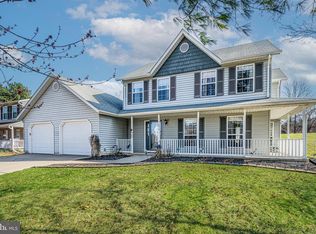 575 Crossbridge Dr, Westminster, MD 21158