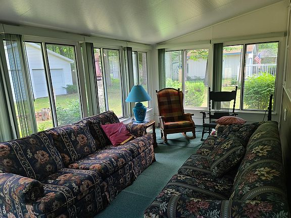 4th image of 223 Glendale Dr