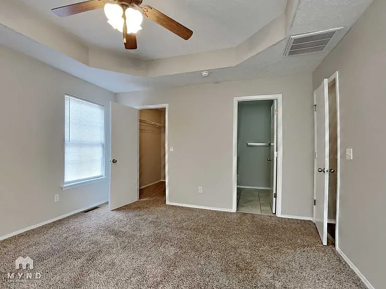 1119 S Brown Ave — Photo 10