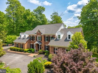 36477 Fox Haven Ln, Purcellville, VA