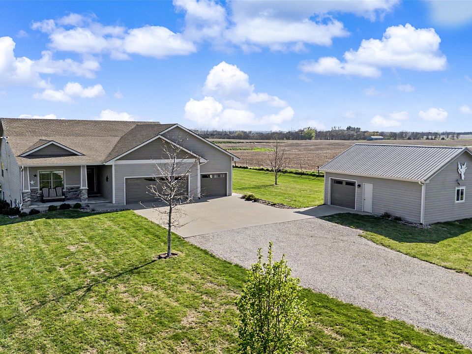 1st image of 2378 Cumming Rd