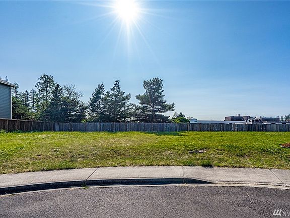 2nd image of 1813 Westside Ct