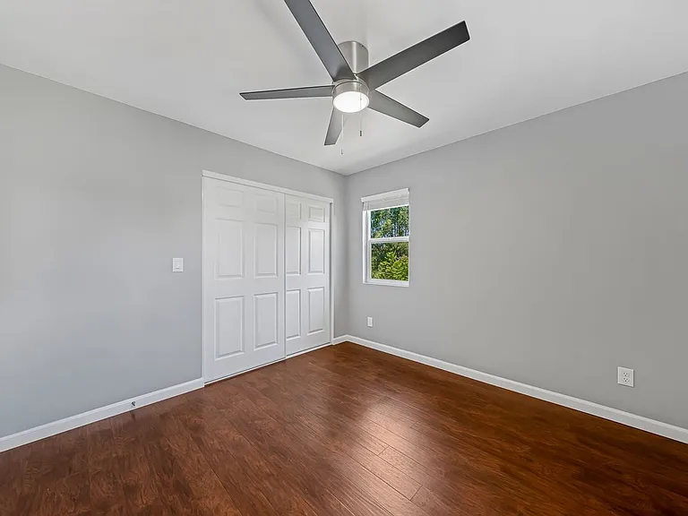 25206 Jesmond Dene Heights Pl #B — Photo 10
