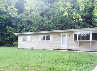 120 Brookside Dr, Caseyville, IL