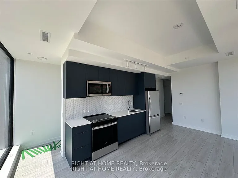 1608 Charles St #184-F — Photo 7