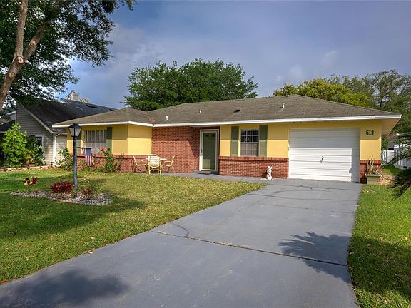 2nd image of 15 Sandalwood Dr