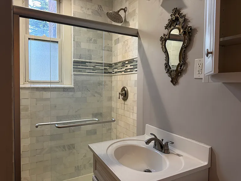 12 Hamilton Pl #B6 — Photo 10