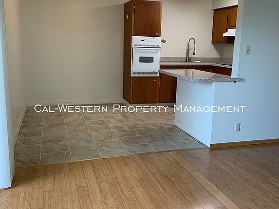 5th image of 825 San Juan Dr