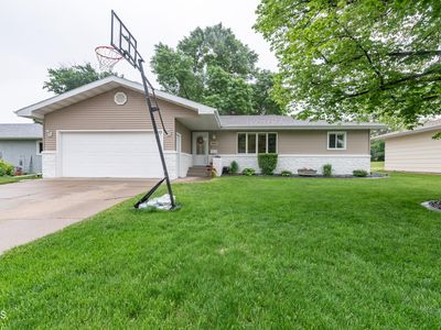 2013 N 6th St, Bismarck, ND, 58501