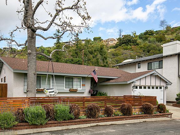 2nd image of 4117 Walton Oaks Ln